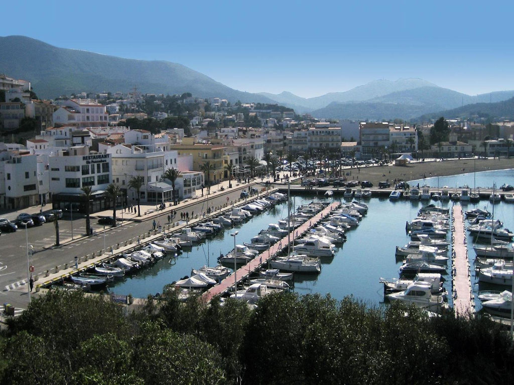 Llançà - La puerta de entrada a la Costa Brava en España