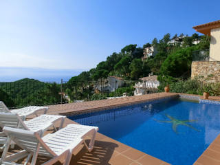 Sun, sea, and relaxation – your holiday home in Spain awaits.