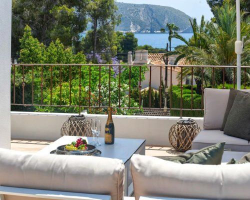 Moraira erleben – Luxus, Pool und Panoramablick!