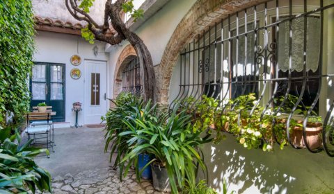 EC 282 Casa para 10 personas en el casco antiguo de l'Escala en la Costa Brava