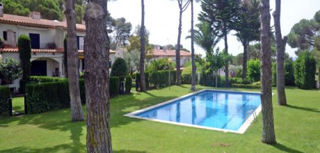 PA 303/8 Exklusives Ferienhaus für 8 Personen mit Schwimmbad in Llafranc Costa Brava in Spanien