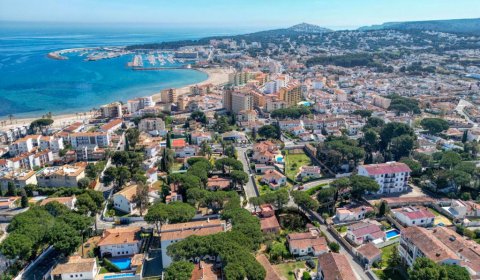 EC 224 Strandnahes Ferienhaus für 6 Personen in l`Escala an der Costa Brava in Spanien