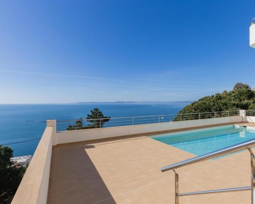 Apartment mit Meerblick und Pool in Roses, Costa Brava, Spanien