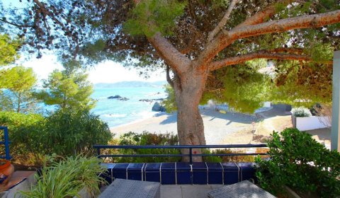 LA 229 Maison moderne pour 6 personnes sur la plage des Tonyines près de Llança sur la Costa Brava
