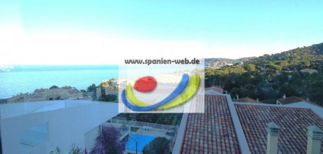 LA 110/2 Holiday apartment for 4 persons with sea views close to the beach in Llançà on the Costa Brava