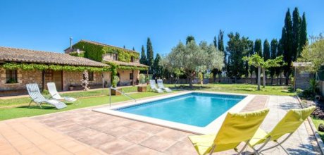 CA 810 Exklusive Finca für 8 Personen mit einem privaten Pool bei Albons in Katalonien in der Nähe der Costa Brava