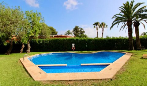 DE 112/2 Modern apartment for 4 persons with shared swimming pool near Dénia on the Costa Blanca
