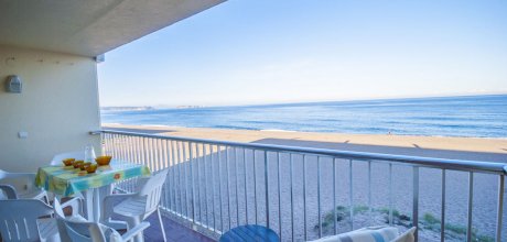 PP 108/1 Ferienwohnung für 4 Personen mit Meerblick am Sandstrand des Playa de Pals Costa Brava