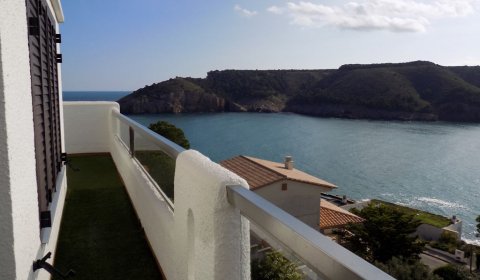 EC 114/5 Apartment for 4 persons with sea views in l`Escala on the Costa Brava in Spain