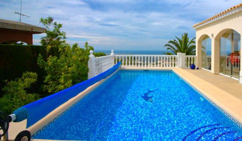 DE 618 Maison de vacances exclusive pour 6 personnes avec piscine privée et vue sur la mer à Dénia sur la Costa Blanca