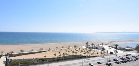 AM 118/6 Apartamento exclusivo para 6 personas con piscina en la playa de Empuriabrava en España