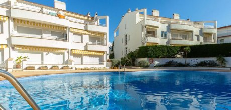 LA 108/2 Strandnahe Ferienwohnung für 2/3 Personen mit Schwimmbad in Llançà an der Costa Brava in Spanien