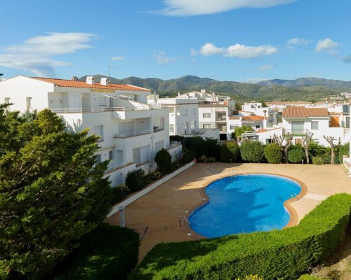 Strandnahe Ferienwohnung mit Pool–Llançà–Costa Brava-Spanien