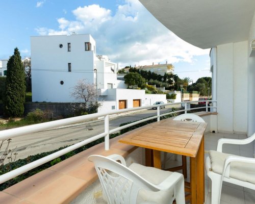 Strandnahe Ferienwohnung mit Pool–Llançà–Costa Brava-Spanien