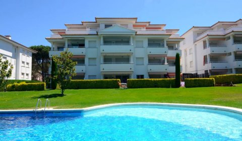 PP 134/6 Apartment for 6 persons with swimming pool on Playa de Pals on the Costa Brava