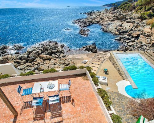 Luxus Ferienhaus Spanien direkt am Meer