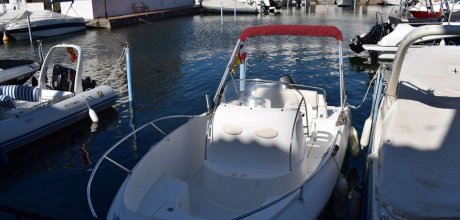 AM 251 Ferienhaus für 8 Personen mit Bootsplatz in Empuriabrava an der Costa Brava