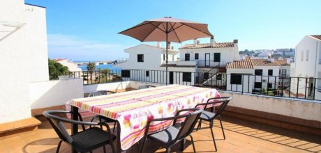 LA 117/1 Penthouse - Apartment for 5 persons near the beach with sea view in Llançà on the Costa Brava