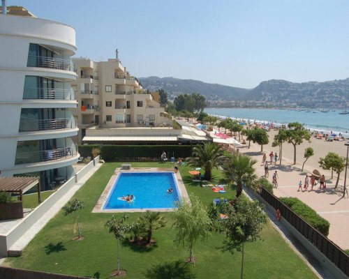 Roses Costa Brava – Apartment direkt am Strand mit Pool und Meerblick