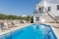 Spain holiday home Costa Brava with 2 apartments