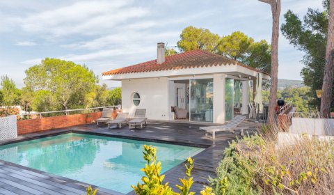 PA 821 Luxus-Ferienvilla für 8 Gäste mit privatem Pool in Llafranc -  Costa Brava