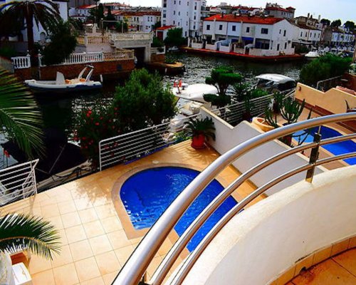Exklusive Ferienvilla Empuriabrava für 6 Personen-privater Pool-Bootsplatz Costa Brava mieten