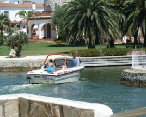 Empuriabrava Costa Brava Spanien Mediterranes Fischerhaus mit Bootsplatz mieten