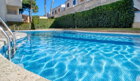 EC 130/2 Appartement pour 4 personnes avec piscine à l'Escala - Costa Brava - Espagne