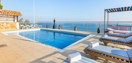 LL 936 Villa exclusiva para 10/12 personas con piscina privada y vistas al mar en Cala Canyelles en la Costa Brava