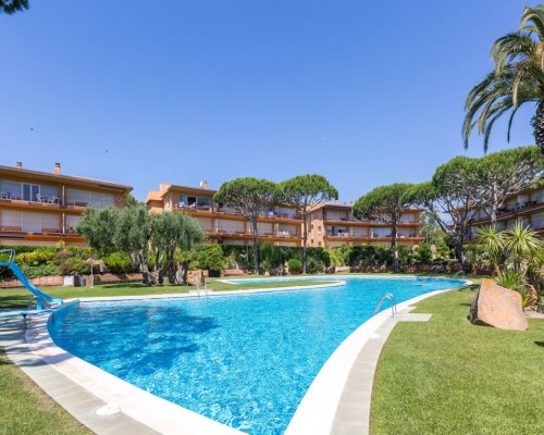 Exklusives Ferienapartment mit Pool an der Costa Brava