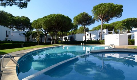 PP 306/4 Ferienhaus für 6 Personen mit Schwimmbad am Playa de Pals an der Costa Brava