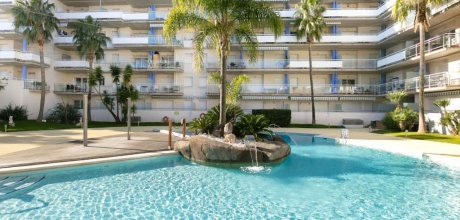 RS 116/6 Penthouse Ferienwohnung für 4 Personen mit Schwimmbad in Rosas an der Costa Brava