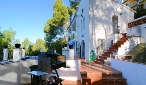 BG 621 Ferienvilla für 6 Personen mit einem  privatem Pool und 2 Wohnungen bei Begur Costa Brava