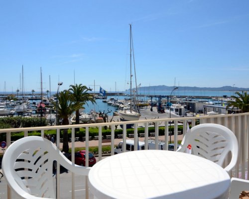 Appartements am Strand von l`Estartit in Spanien