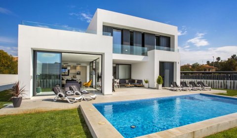 CL 827 Exclusive holiday villa for 8 persons with a private pool in Calpe on the Costa Blanca