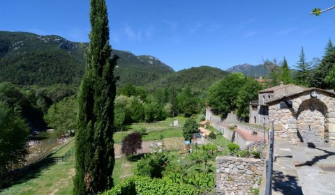 CA 256 Schönes Landhaus für 6 Personen im Landesinneren von Katalonien